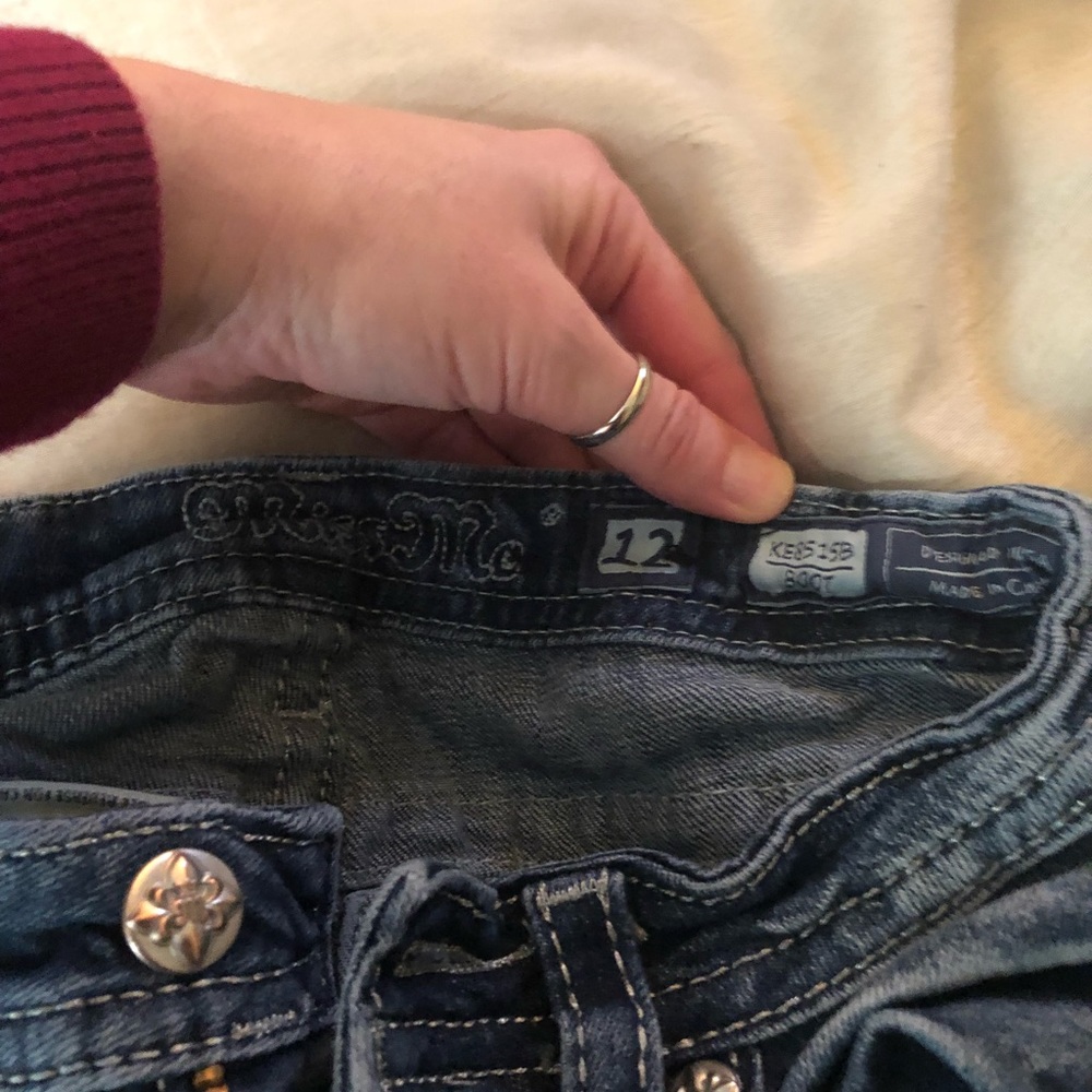 Girl miss me jeans